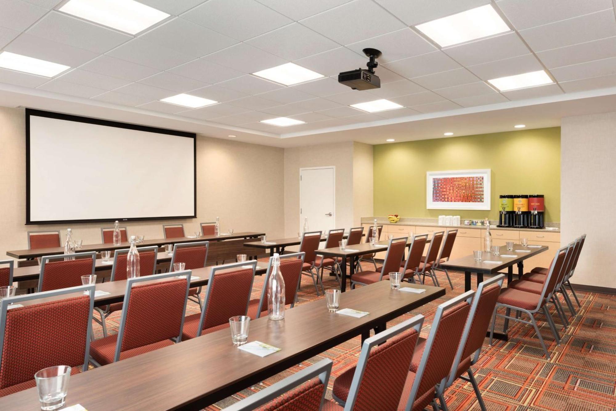 Home2 Suites By Hilton Milwaukee Brookfield Waukesha Eksteriør bilde